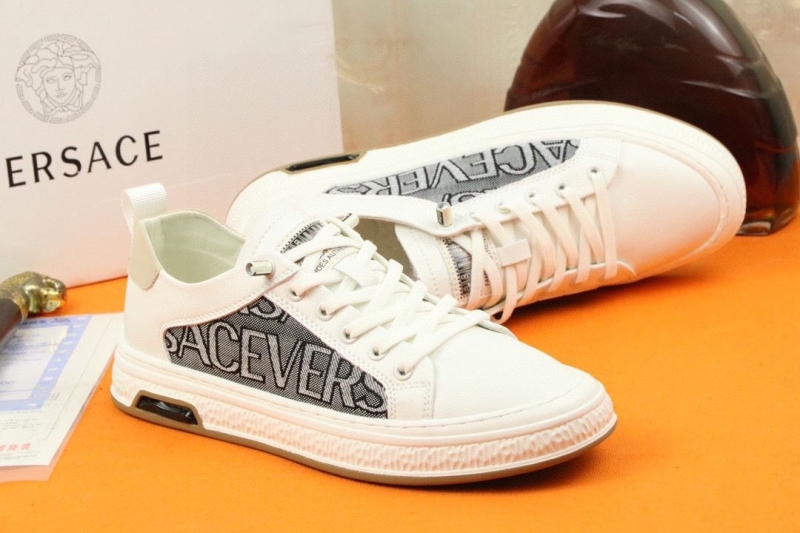 Givenchy Sneakers